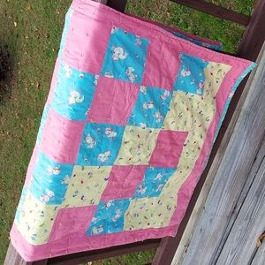 Vintage 1960s Baby Quilt